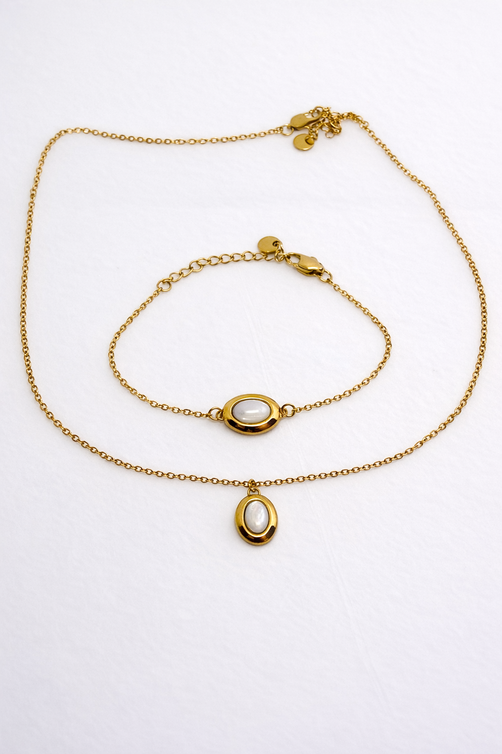 Noéa Necklace