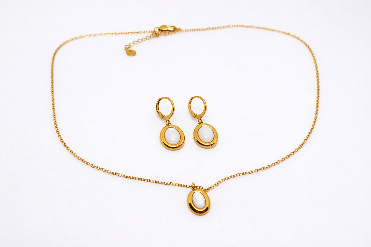 Noéa Earrings