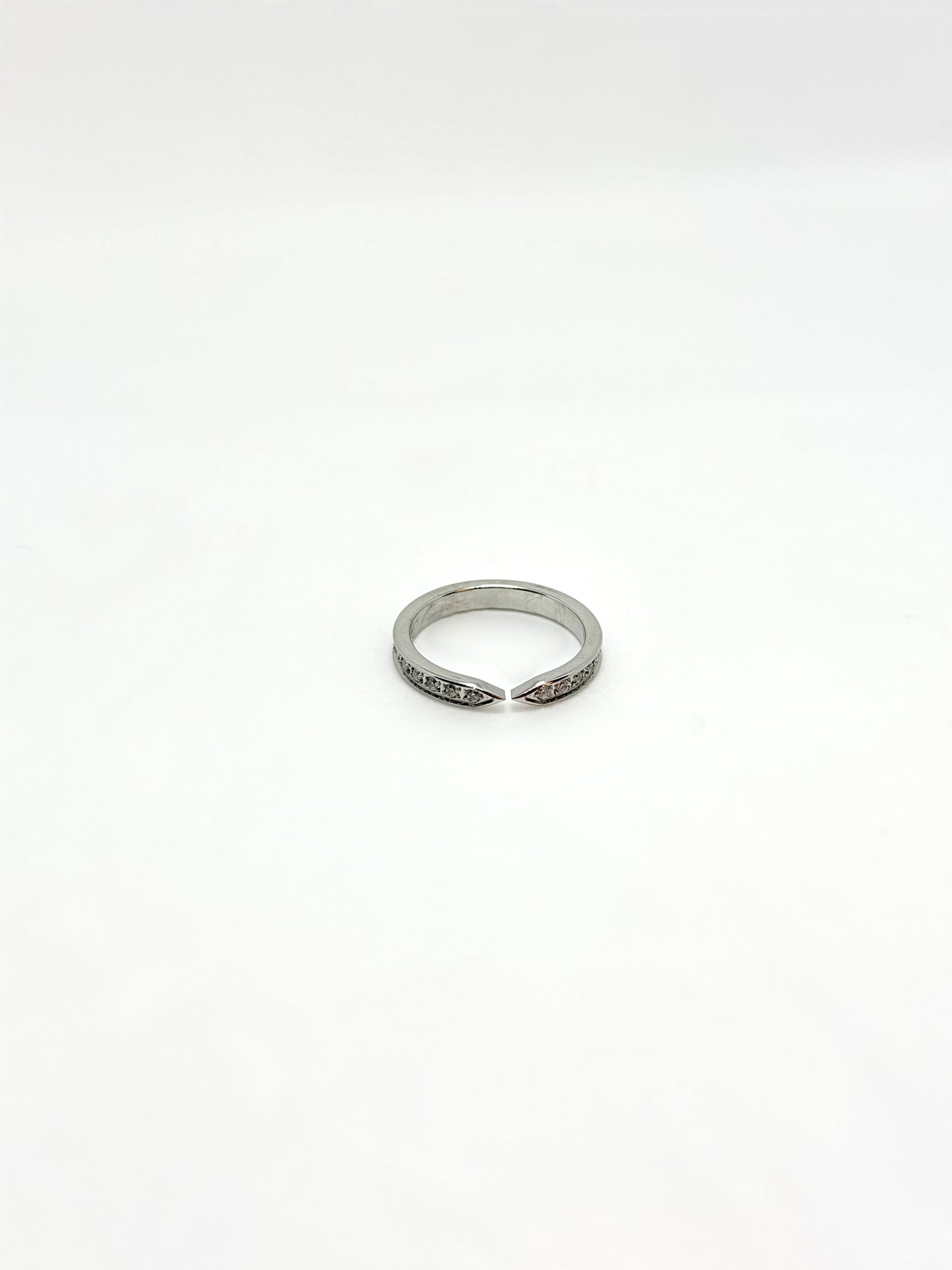 Auro Ring