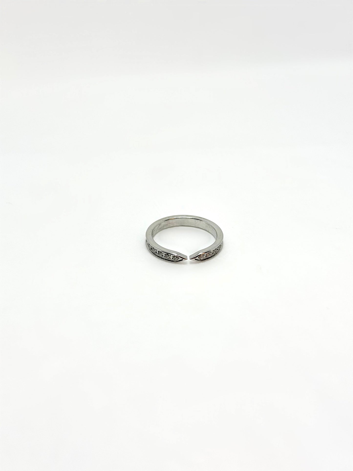 Auro Ring