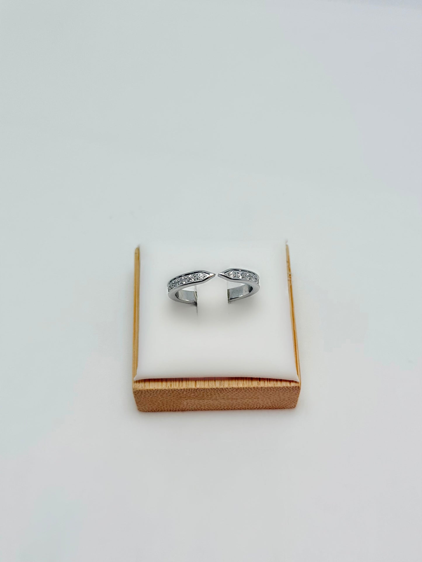 Auro Ring