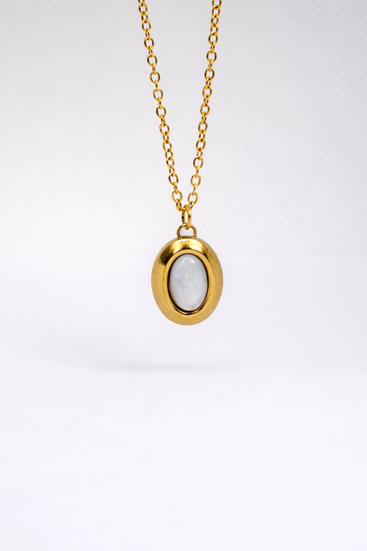 Noéa Necklace