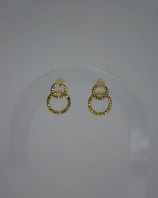18K gold-plated halo earrings by Atelier Épure; elegant, timeless, and effortlessly refined.