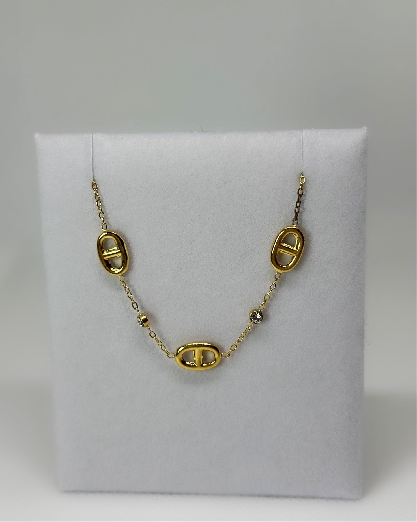 18K gold-plated bracelet by Atelier Épure refined, timeless, and effortlessly luxurious.