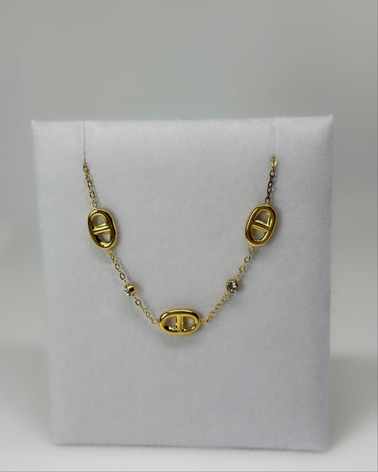 18K gold-plated bracelet by Atelier Épure refined, timeless, and effortlessly luxurious.